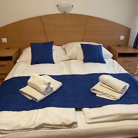 Amore Apartmanhaz Siofok Exterior photo