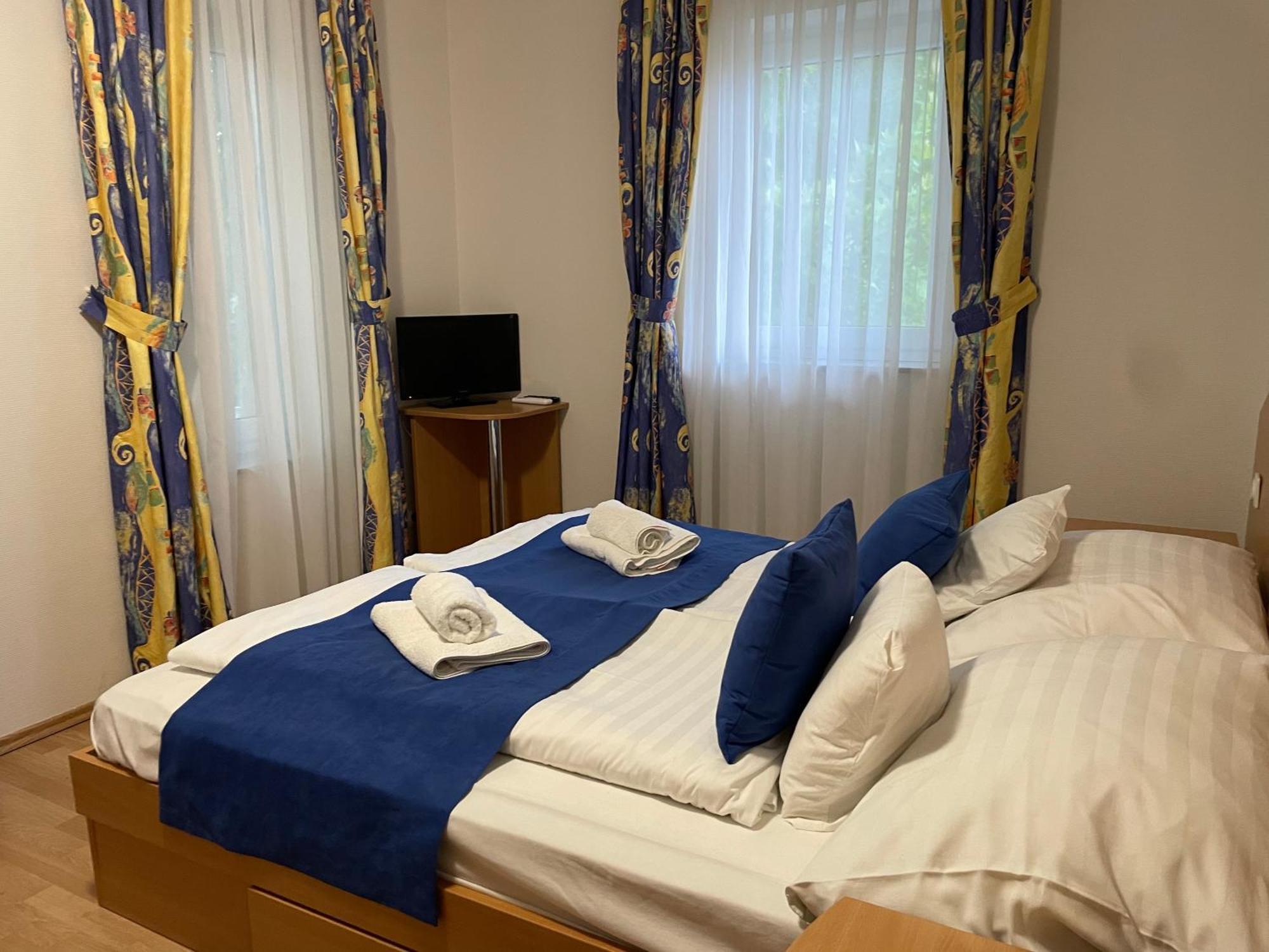 Amore Apartmanhaz Siofok Exterior photo