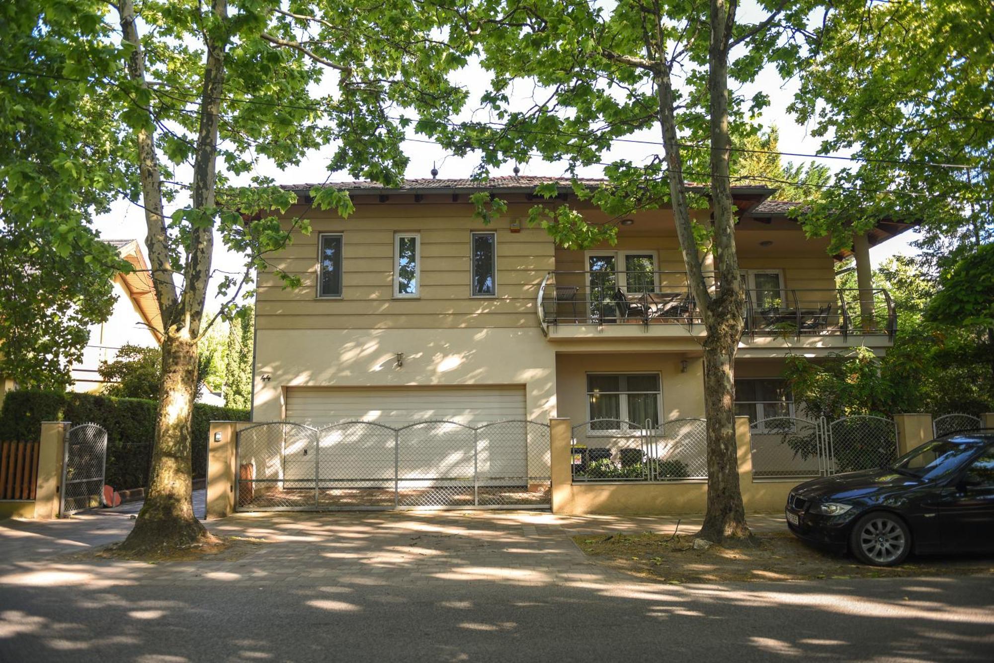 Amore Apartmanhaz Siofok Exterior photo