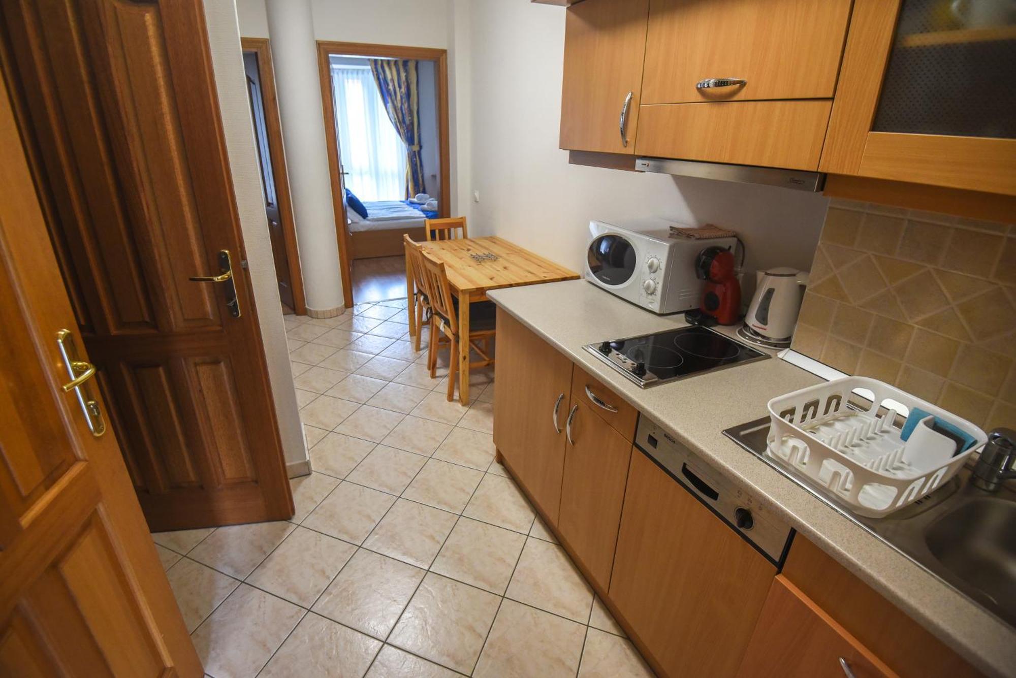 Amore Apartmanhaz Siofok Exterior photo